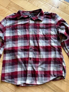 Men’s flannel shirt